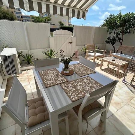 The Contemporary Of The Marina Apartmán *